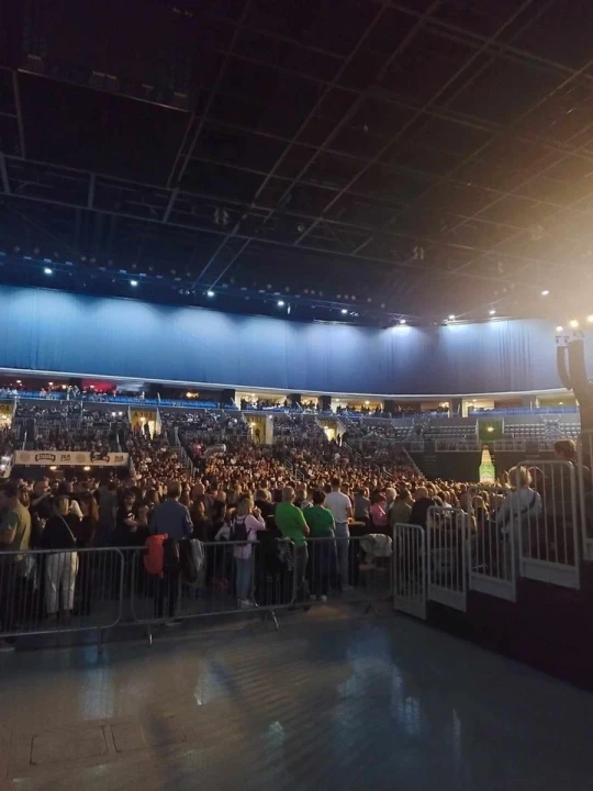 Spektakl u Areni: Vodička glazba uveličala 40. jubilej Psihomodo Popa