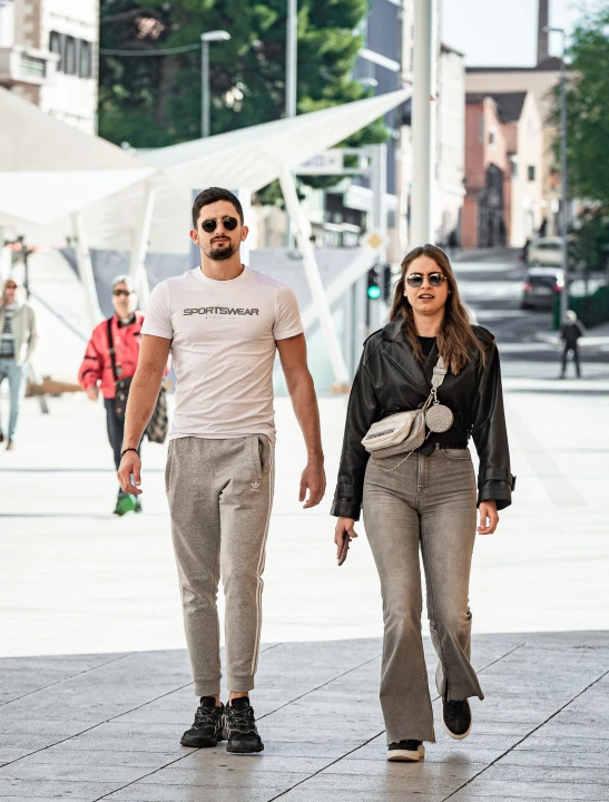 Ove dame iz đira osvojile su nas svojim modni odabirima