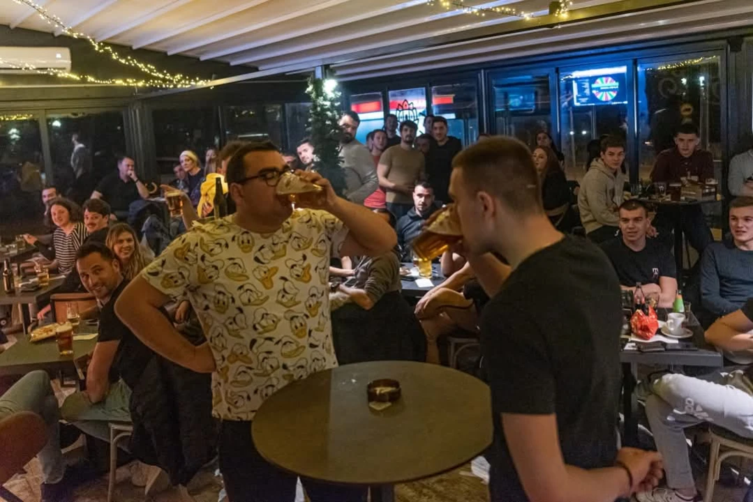 Ni promjenjivo vrijeme ne sprječava naše modno osviještene Šibenčane