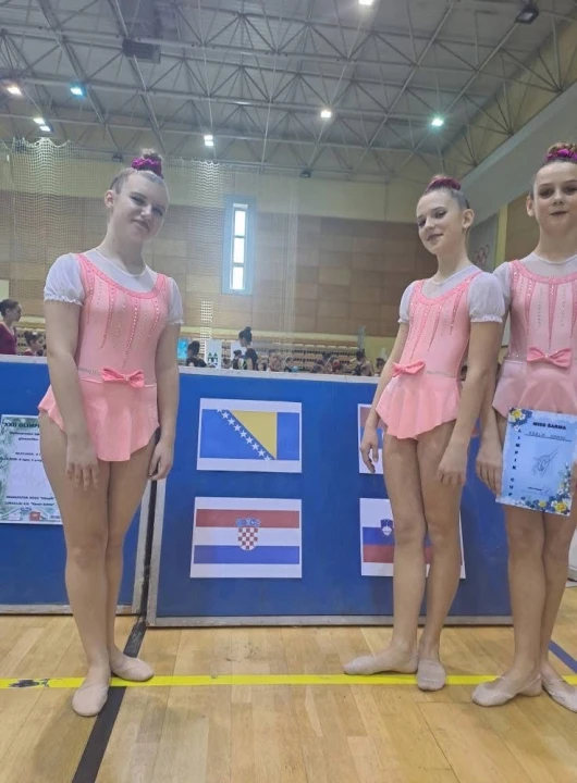 FOTO: Zlatni trio šibenskih ritmičarki na međunarodnom natjecanju 'Olimpik Cup'
