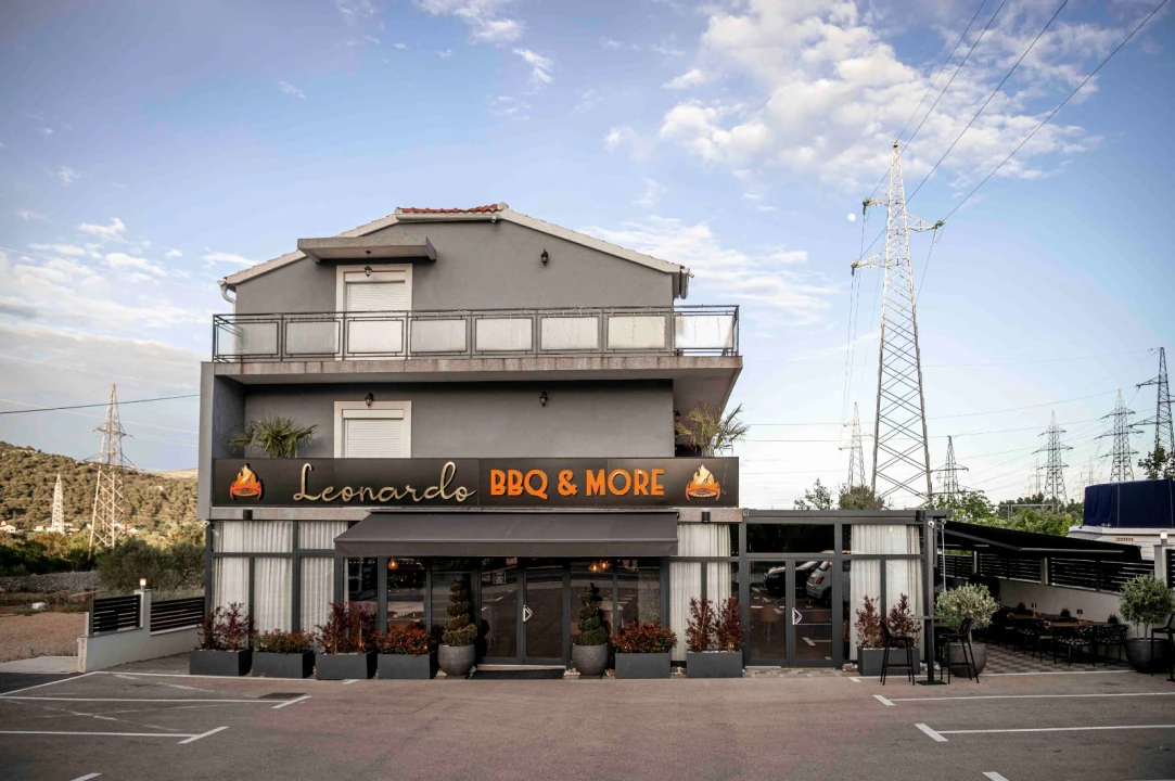 FOTO Uživajte u ugodnom ambijentu nove terase restorana Leonardo BBQ & More!