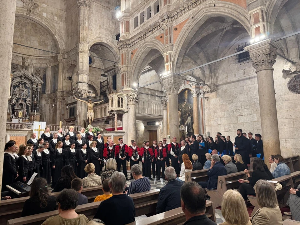 Exultate, Jubilate: Koncert duhovne glazbe ispunio šibensku katedralu