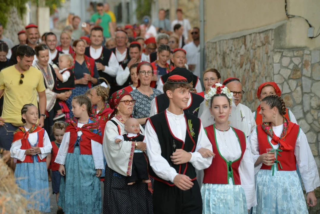 Murterski pir i ove godine oduševio mještane i goste