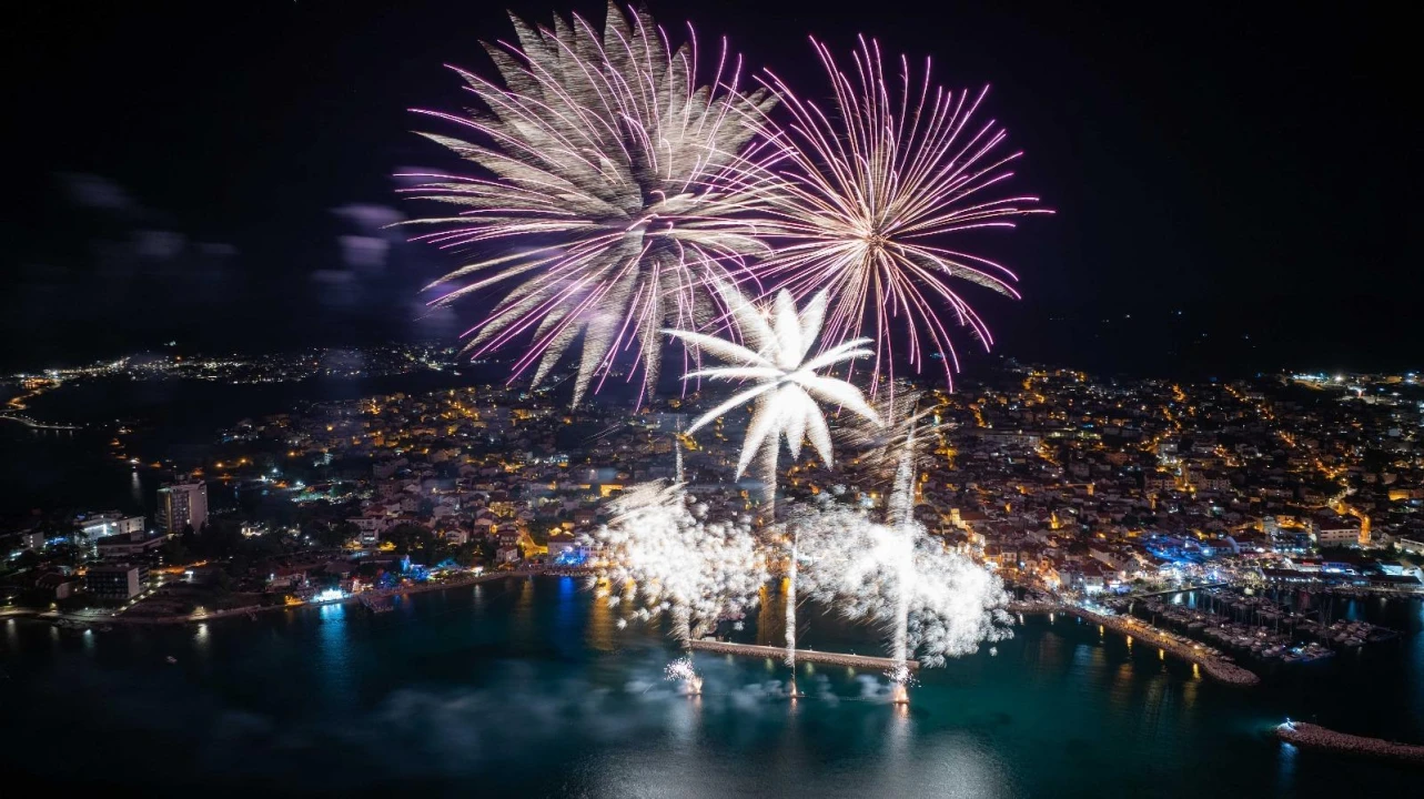 Spektakularna vodička fešta oduševila tisuće posjetitelja