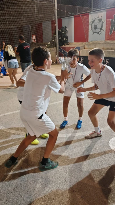 FOTO Konobi Kalebić pripao kultni jezeranski malonogometni turnir 'Martinela'