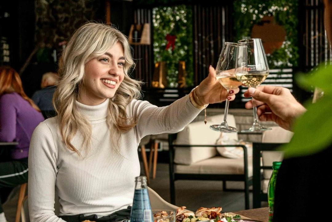 FOTO Posjetite Restoran Šarm, idealno mjesto za svako doba dana! 