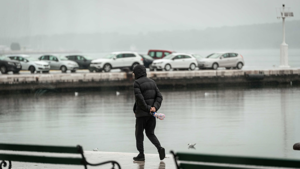 Sunčana subota, orkanski udari vjetra u nedjelju