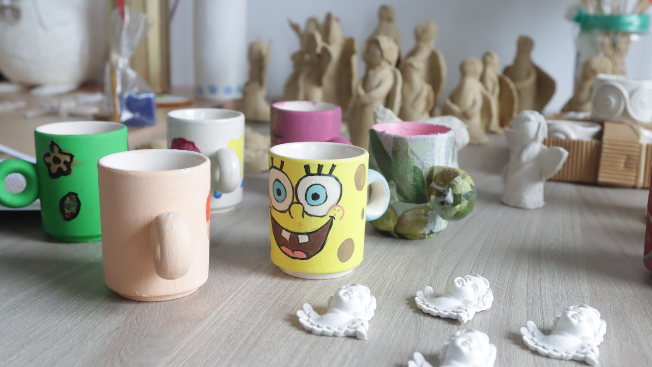 Umjetnost kao način izražavanja: 'Kamenčići' izložbama pokazali svoju kreativnost i talent