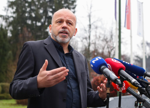 Ravnatelj HALMED-a: 'Liječnici će upozoriti pacijente na moguću pojavu tromboze'