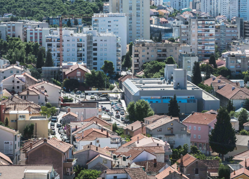 Svaki peti Hrvat povlači veze za doktora, glavni razlog su duge liste čekanja