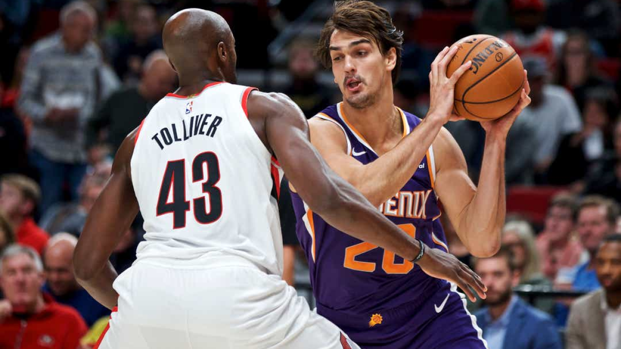 Šarić nije briljirao u pobjedi Sunsa: Šibenčanin u 12 minuta igre dao samo dva koša