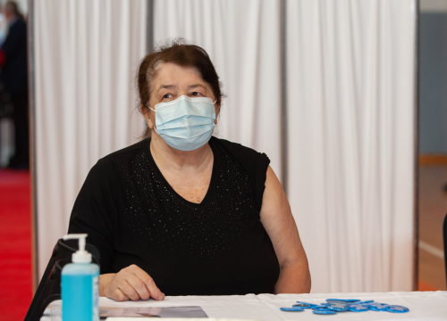 Fotografija 6 - Na Baldekin po svoju dozu ide 480 ljudi: Bivša medicinska sestra Ana Paić prva je cijepljena protiv covida