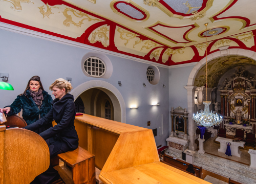 Fotografija 23 - Nera i Gordana u Gospi van Grada: ‘Koncerti su dobri za kontinuitet kulturnog života, ali i umjetnika’