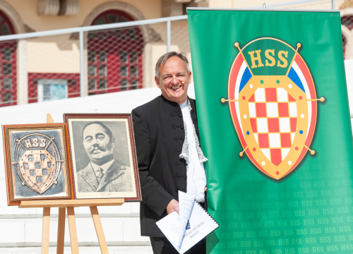 Fotografija 13 - Davor Živković: 'Oni koji su dosad vodili Šibenik sve su napravili dobro, ali su ga vodili u krivom smjeru'