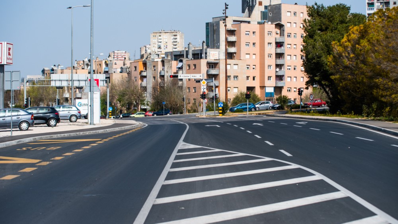 Strože mjere za Šibensko-kninsku županiju: Skraćeno radno vrijeme trgovina, zabrana točenja alkohola iza 20 sati...