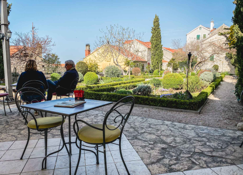Fotografija 6 - Uživajte u odličnoj kavi u idiličnom ambijentu Vrta sv. Lovre!