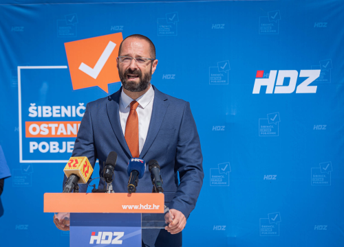 Fotografija 2 - Burić i Mileta na Poljani obavili službeno predstavljanje: Burić govorio o ispunjenim obećanjima, Mileta o brojevima