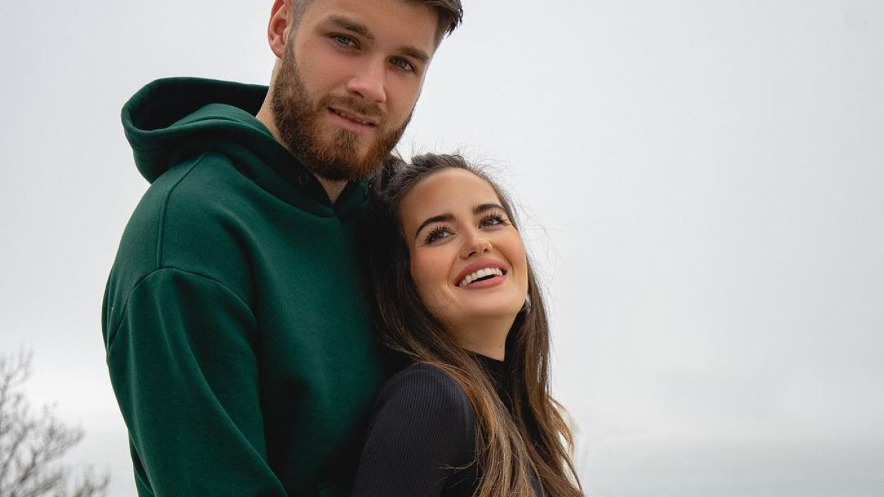 Adriana na Instagramu podijelila prve fotografije trudničkog trbuščića