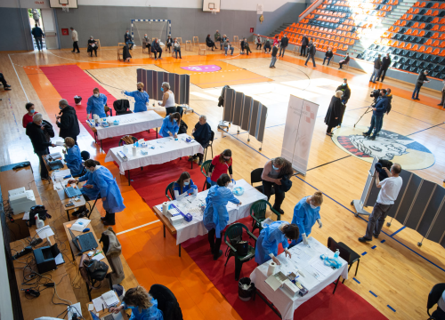 Još jedno masovno cijepljenje na Baldekinu: 'Ljudi počinju shvaćati da je važnije cijepiti se, nego birati cjepivo'