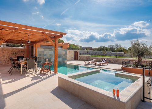 Iskoristite super popuste na bazensku opremu u VBR-u!