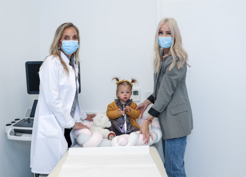 Fotografija 4 - Antonija Mišura Sandrić s kćerkicom posjetila dječju Polikliniku Vrdoljak u Zadru!