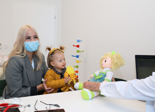 Fotografija 8 - Antonija Mišura Sandrić s kćerkicom posjetila dječju Polikliniku Vrdoljak u Zadru!