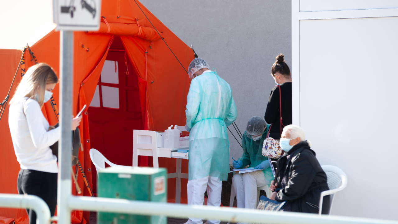 U županiji 206 testiranih i 80 pozitivnih, preminule tri osobe