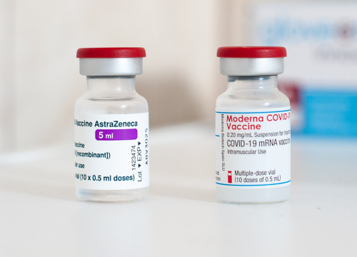 Koliki je rizik od krvnih ugrušaka kod cjepiva Pfizera i Moderne?