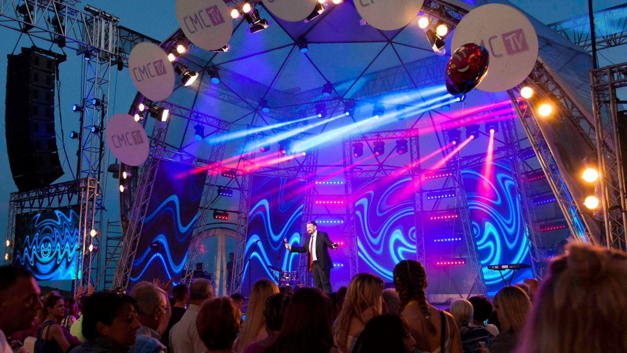 Vrhunska zabava i ove godine u Vodicama: Na CMC festival stižu Mia Dimšić, Leteći odred, Nikolina Vujić...