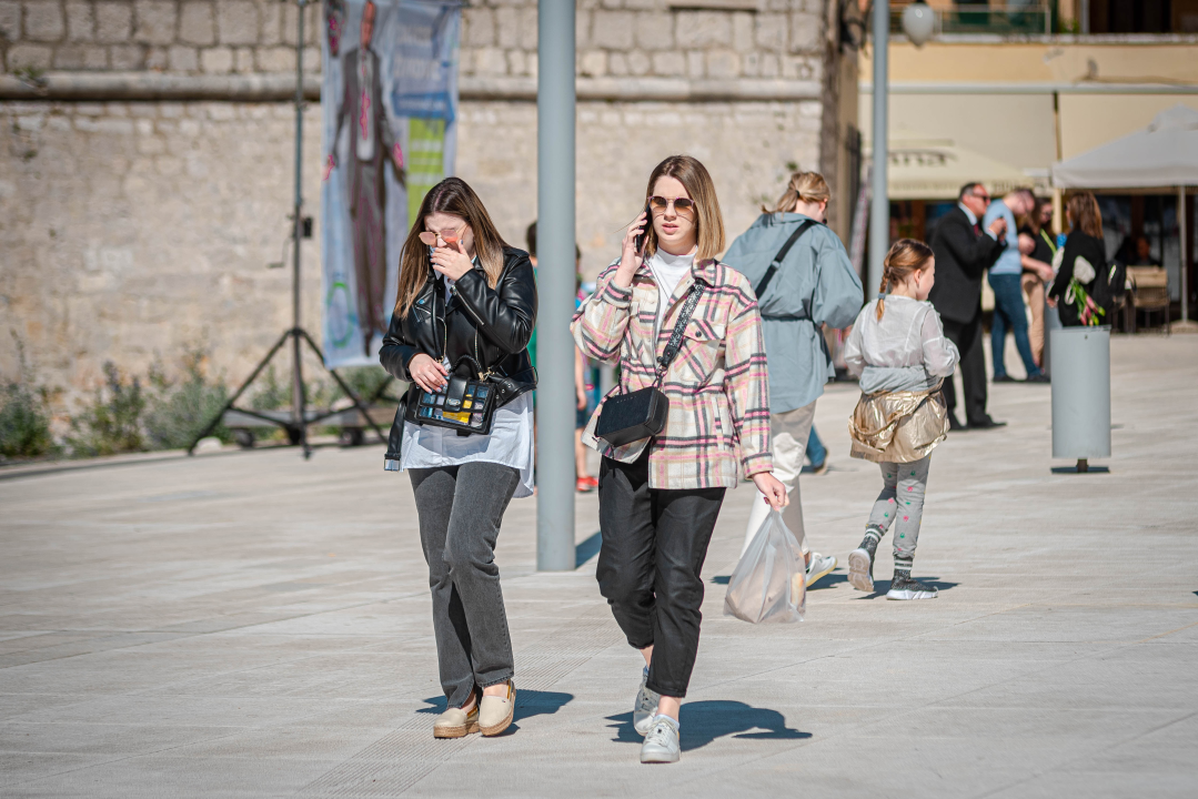 Šibenčanke svojim ležernim kombinacijama još jednom pokazale besprijekoran stil