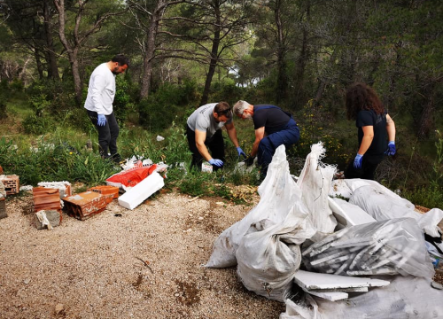 Fotografija 5 - Umjesto u đir, u akciju čišćenja: Petorica vrijednih momaka iz šume kod Jadrtovca izvukla smeća za dva kamiona