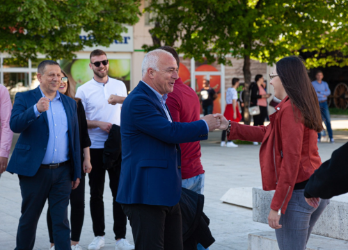 Fotografija 6 - Nikola Blažević sa službenim autom prije 21 dan imao prometnu: Nije pozvao policiju, niti se odazvao na razgovor