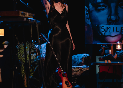 Fotografija 13 - Sara Renar u šibenskom kazalištu: Koncert kojemu je bilo suđeno