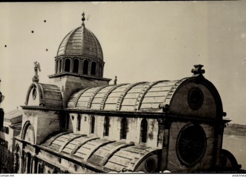 Fotografija 18 - Šibenska ljepotica na starim razglednicama: Pogledajte kako je nekad izgledao okoliš katedrale, sve je bilo drukčije