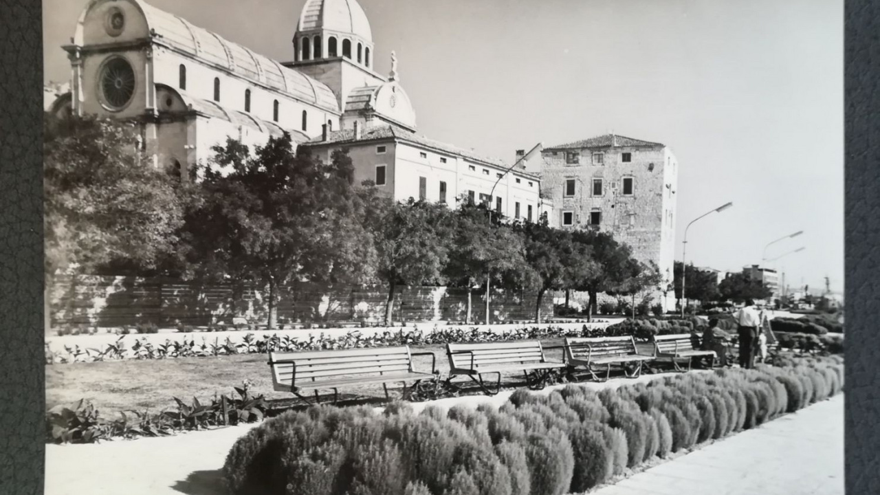 Šibenska ljepotica na starim razglednicama: Pogledajte kako je nekad izgledao okoliš katedrale, sve je bilo drukčije
