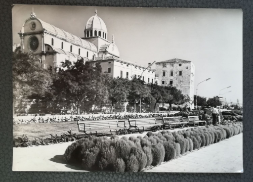 Šibenska ljepotica na starim razglednicama: Pogledajte kako je nekad izgledao okoliš katedrale, sve je bilo drukčije