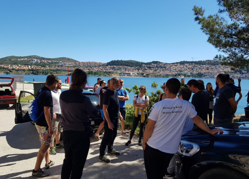 Fotografija 20 - Ronioci objavili što su sve zatekli pod morem na Marinskoj: Gume, gume, gume... i jedan krov!