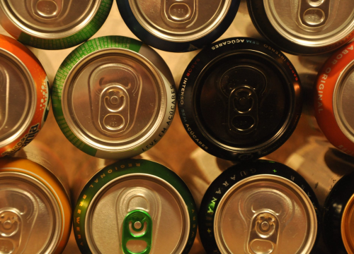 Ako pijete piće iz limenke, može se javiti jedna ozbiljna nuspojava