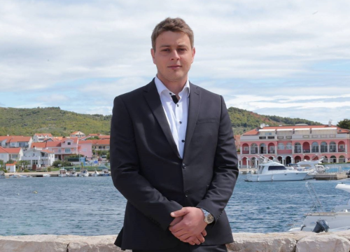 Grubelić po drugi put načelnik Tribunja, u prvom krugu pobijedio HDZ-ovog Damira Pilipca