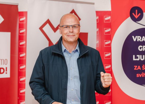 Fotografija 2 - Restović: 'U drugi krug idemo Burić i ja, nadam se da neće izbjegavati sučeljavanje i razmjenu mišljenja'