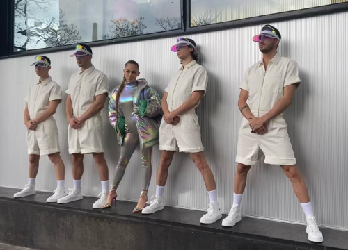 Albina izgleda kao da se obukla u TLM-u, sutra se bori za mjesto u finalu