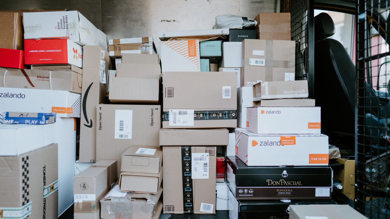 Udar na hrvatske kupce: Od 1. srpnja plaćat ćemo porez i na pošiljke male vrijednosti