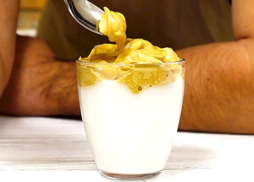 Dalgona – hit desertna kava koja je oduševila cijeli svijet: Gotova za 1 minutu!