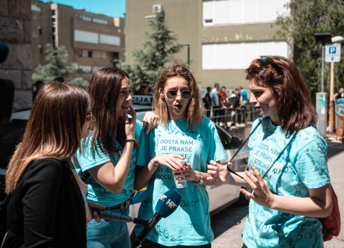Fotografija 5 - Pokušaj Stožera da spriječi Norijadu nije uspio: Pogledajte atmosferu sa šibenskih ulica