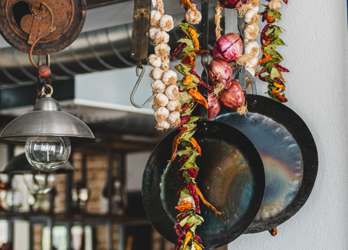 Fotografija 2 - The Pink Week u Bronzinu: Uz selekciju sireva časte vas Hvar Hills Pius roséom!