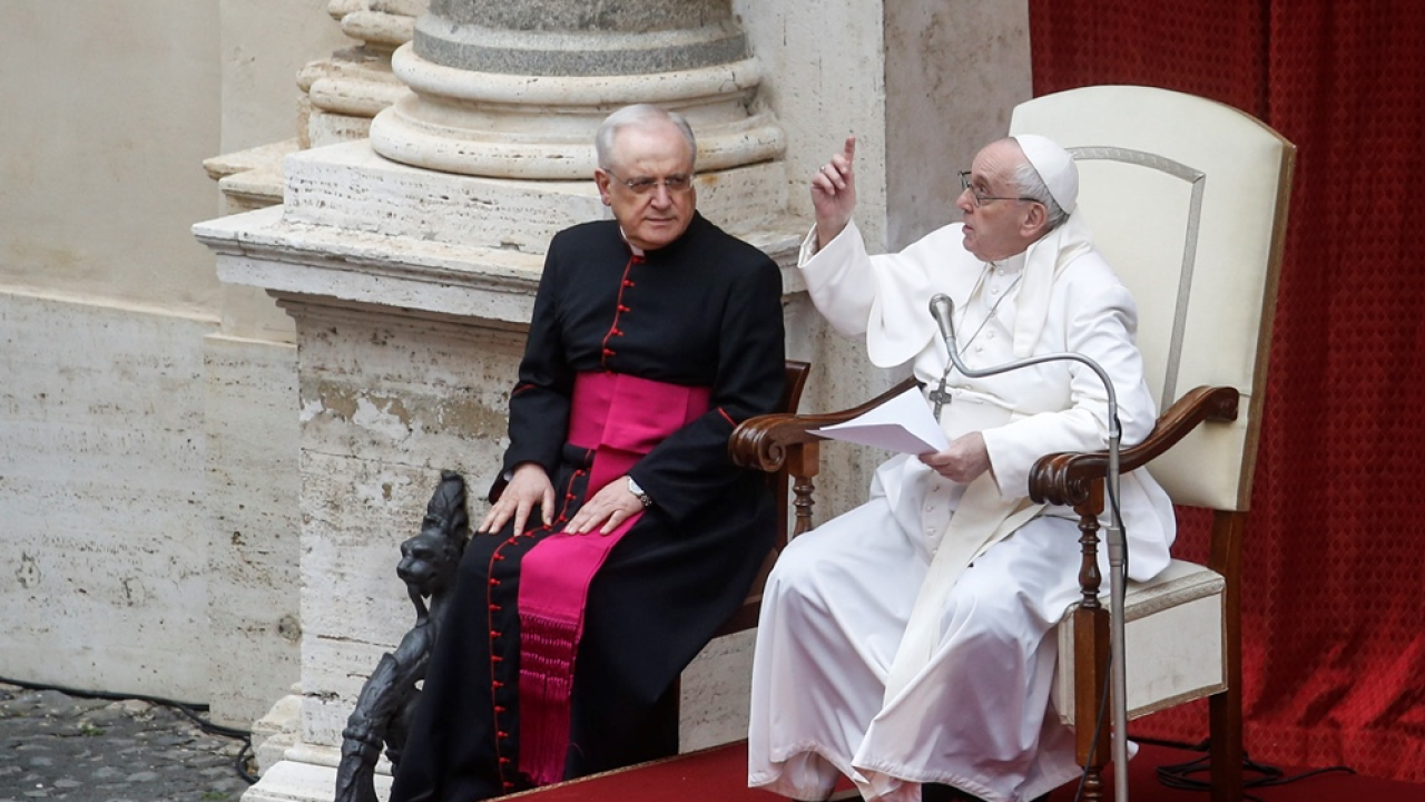 Papa Franjo postrožio mjere protiv svećenika koji zlostavljaju maloljetnike