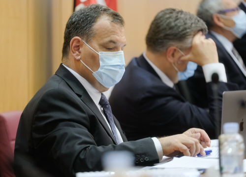 Vladajući nazvali prijedlog za smjenu Beroša pamfletom, oporba nabrajala 'grijehe'