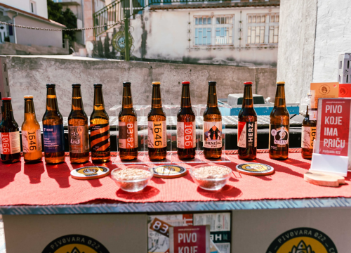Fotografija 19 - Taste Like Dalmatia: Još danas imate priliku kušati vrhunska vina, maslinova ulja i craft pive, a u subotu na šibenskoj rivi čekaju vas pidoče i debit!