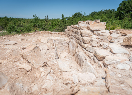 Fotografija 15 - Kod Goriša pronađen misteriozni objekt iz 5. ili 6. stoljeća, ne zna se je li riječ o crkvi: 'Takvog nema u Hrvatskoj, a ni šire'