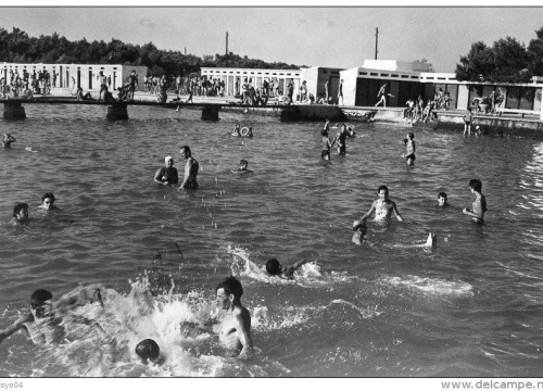 Kopamo po starim razglednicama: Jadrija je oduvijek bila posebna i prepoznatljiva, pogledajte kako se mijenjala